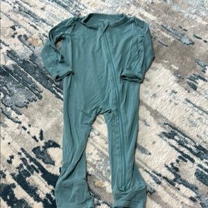 Kyte Baby Cove Romper - Size 12-18 Month